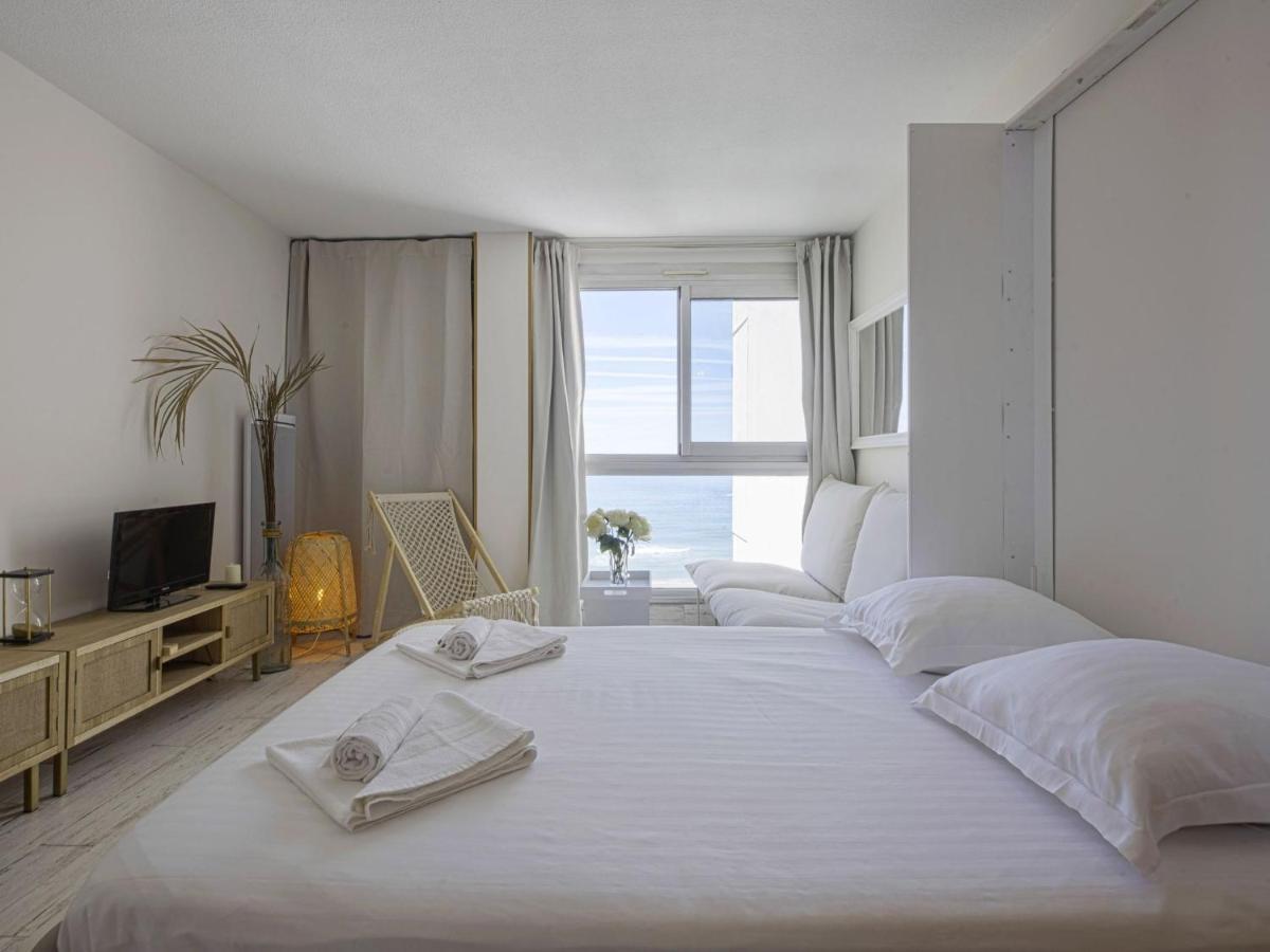 Superbe Studio Face A La Mer Acces Direct Plage เบียริตซ์ ภายนอก รูปภาพ